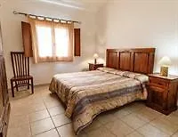 Stazzi Di Gallura La Pietraia Szálloda 3*